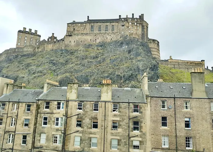 Amazing Apartments - Websters Land - Castle View