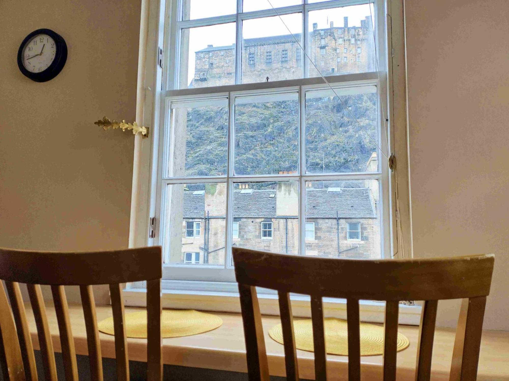 Amazing - Websters Land - Castle View Apartment Edinburgh